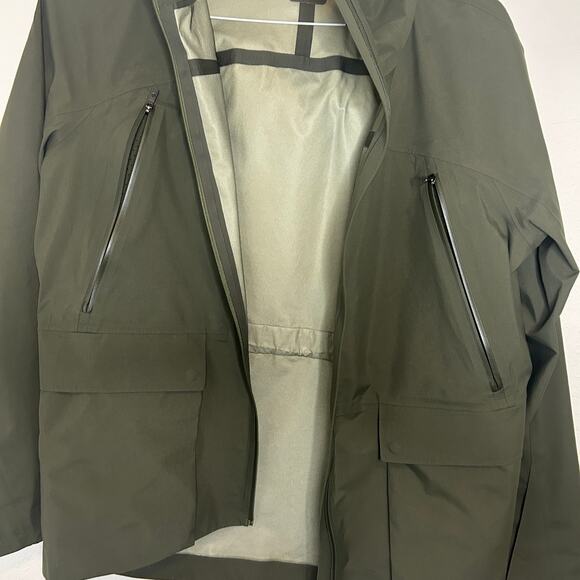 Lululemon Resist The Mist Rain Jacket Sz 6 - Picture 6 of 11